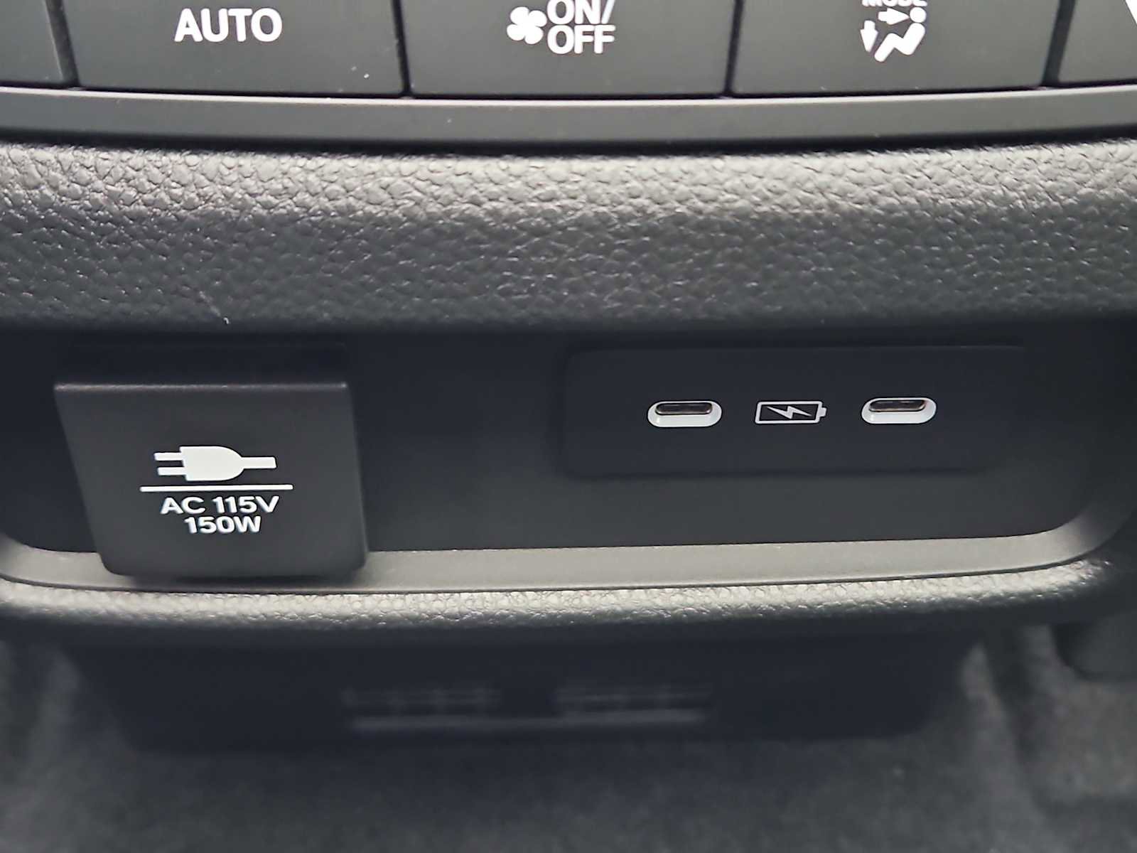 Certified 2025 Honda Pilot TrailSport image 34