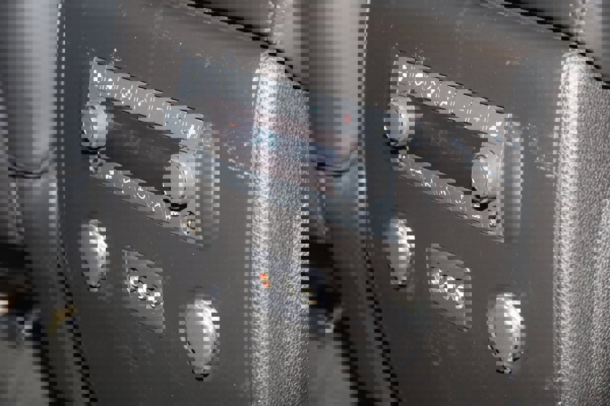 Used 2008 HUMMER H2 image 16