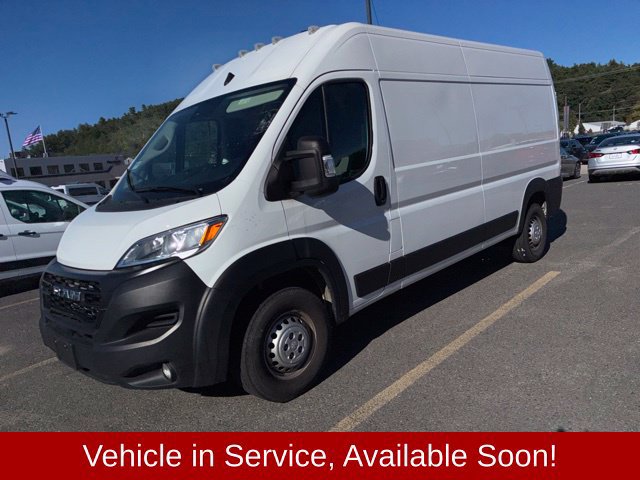Used 2026 RAM ProMaster 2500 w/ Convenience Group FWD image 3