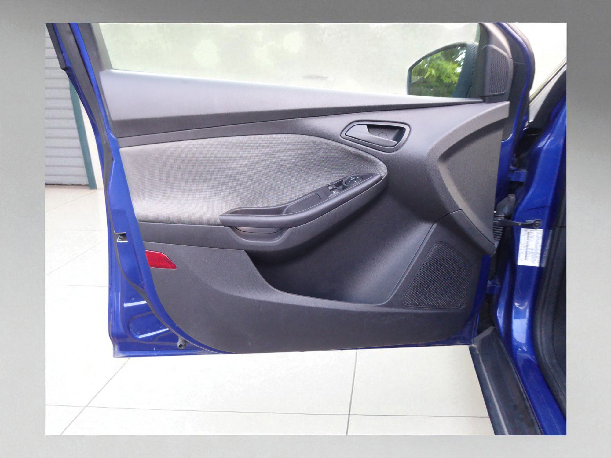 Used 2012 Ford Focus S image 21