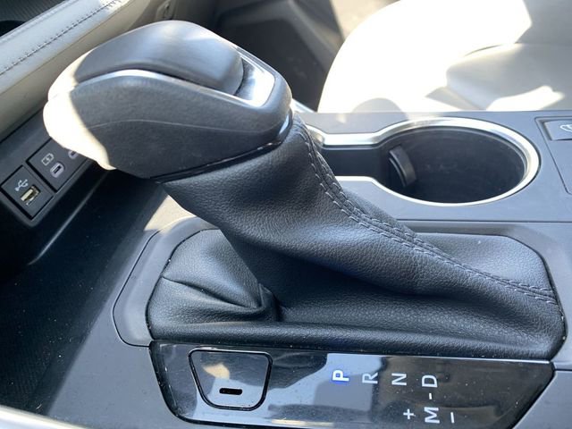 Used 2023 Toyota Highlander XLE image 25