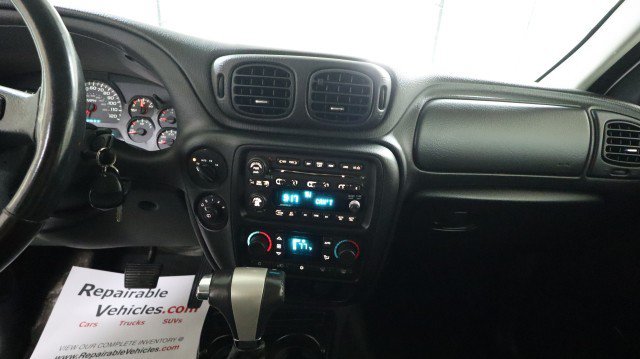 Used 2005 Chevrolet TrailBlazer LT AWD/4WD image 13