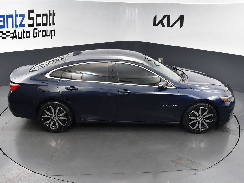 Used 2016 Chevrolet Malibu LT FWD image 14