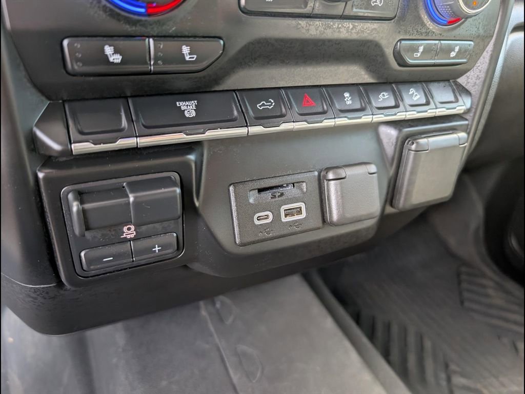 Used 2023 Chevrolet Silverado 2500 LTZ AWD/4WD image 16