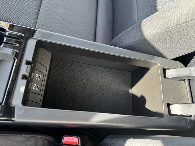 Certified 2023 Toyota Prius LE image 18