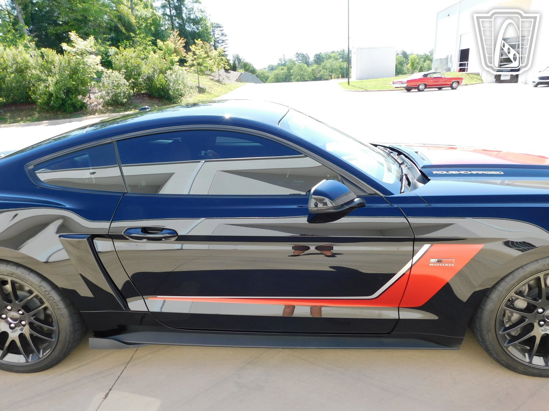 Used 2017 Ford Mustang GT Premium image 32