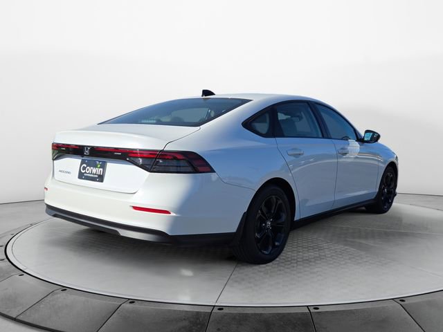 New 2025 Honda Accord SE image 16