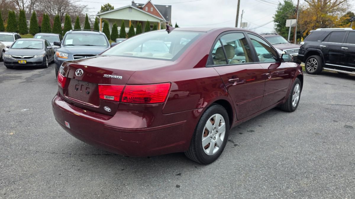 Used 2010 Hyundai Sonata GLS image 7