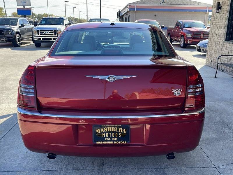 Used 2006 Chrysler 300 C RWD image 12
