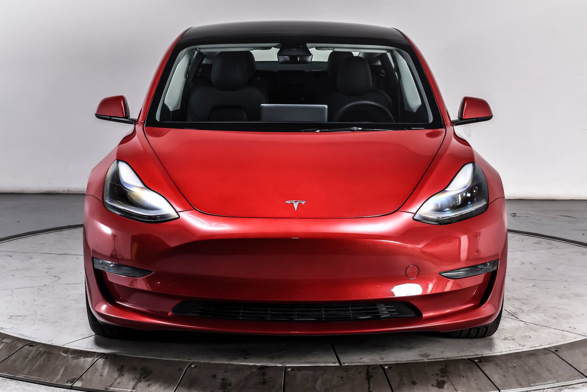 Used 2023 Tesla Model 3 Standard Range RWD image 2