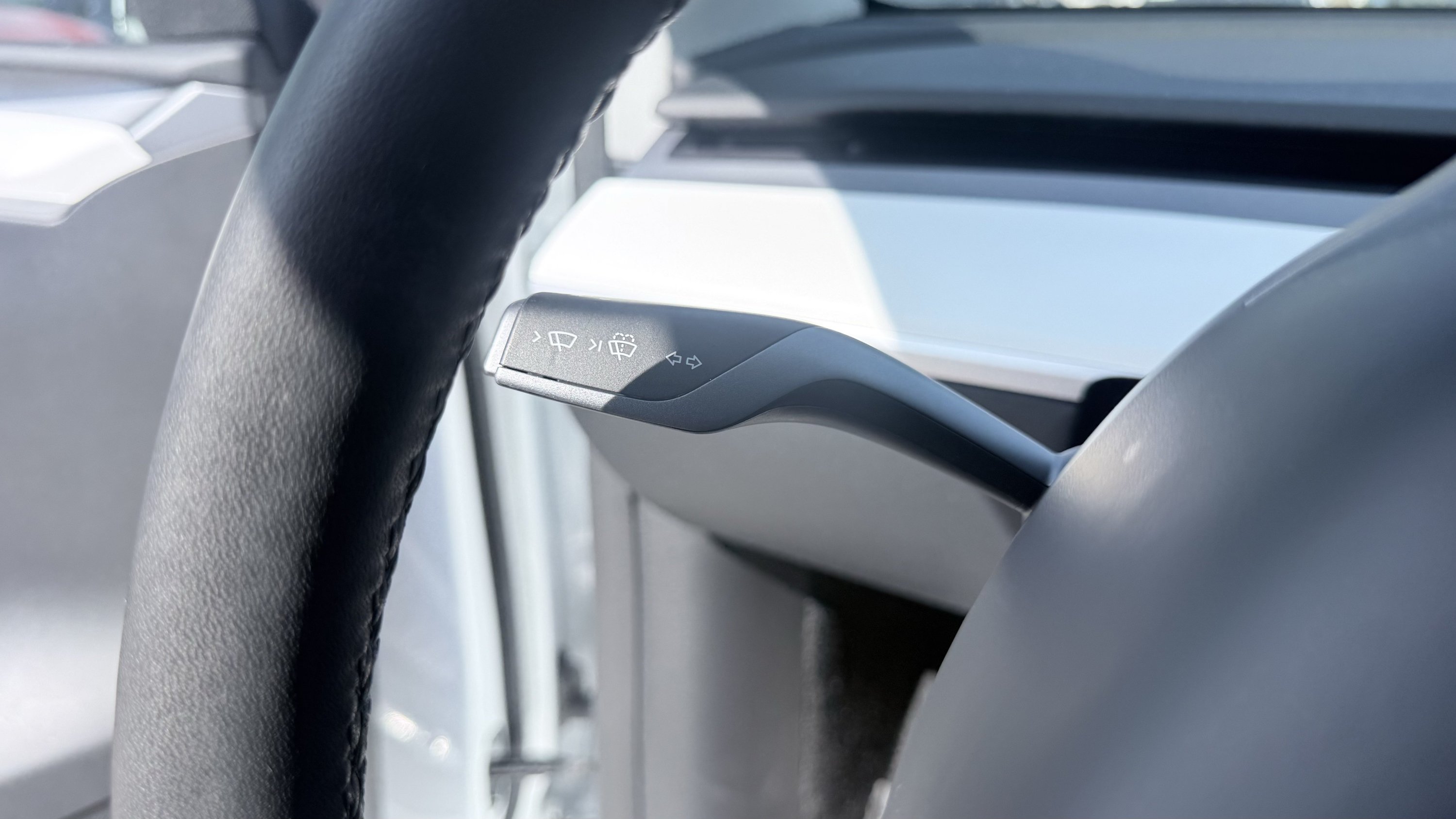 Used 2023 Tesla Model Y Long Range AWD/4WD image 54
