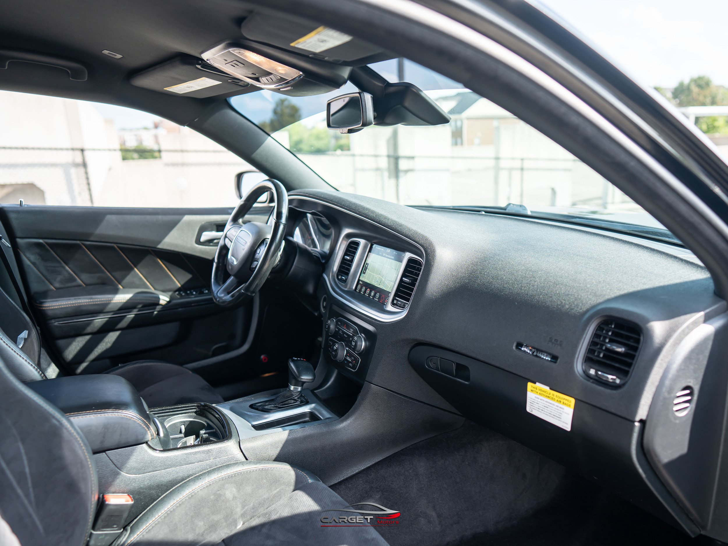 Used 2017 Dodge Charger R/T RWD image 10