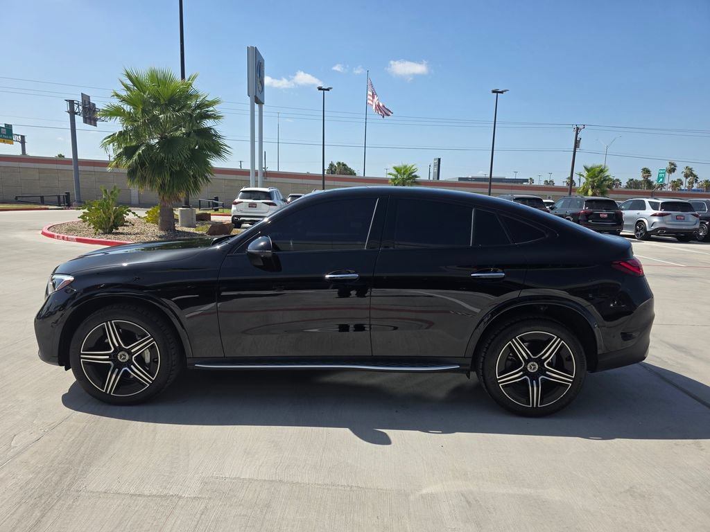 Used 2024 Mercedes-Benz GLC 300 4MATIC image 4