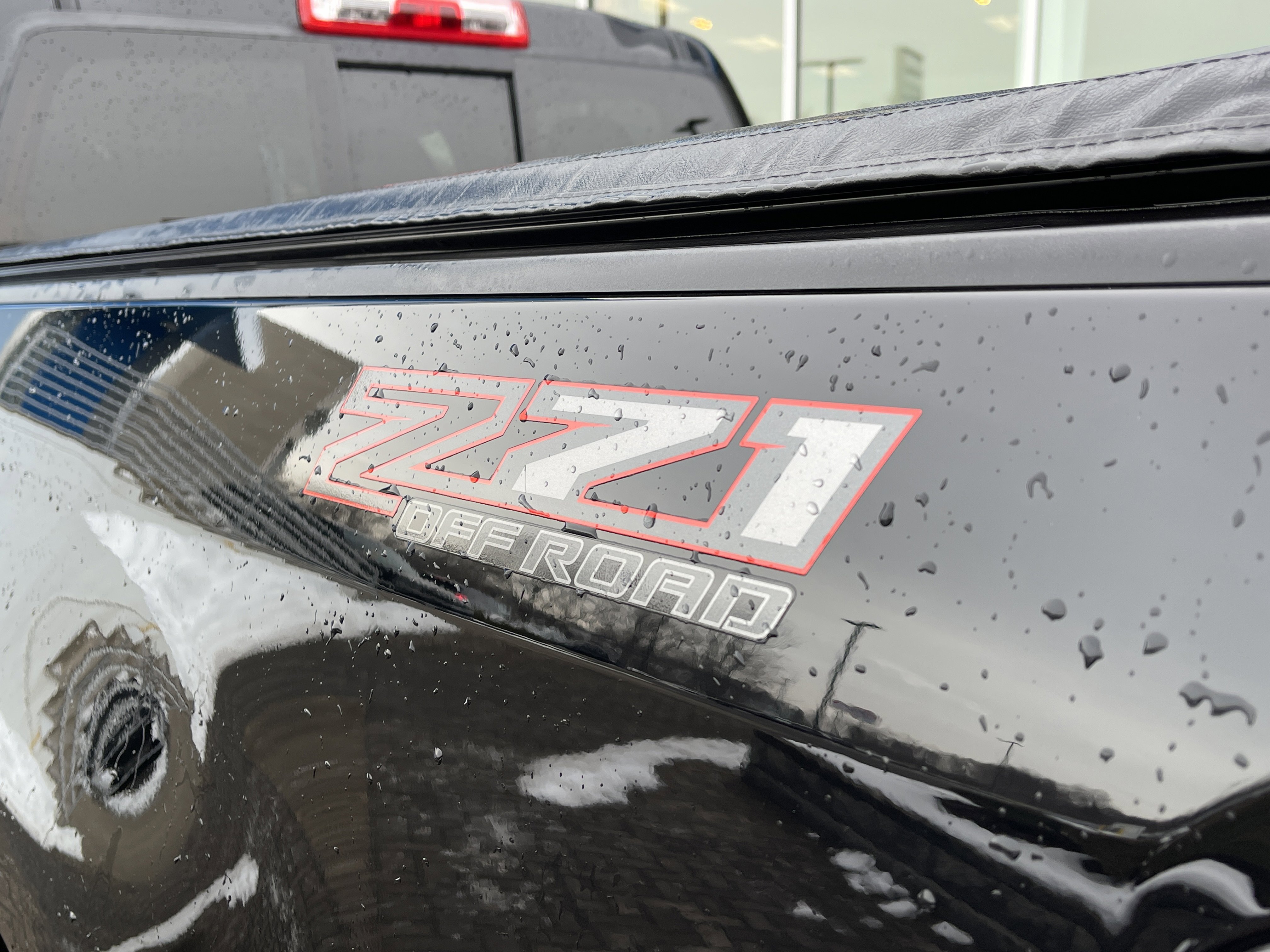 Used 2022 Chevrolet Colorado Z71 w/ Safety Package image 12