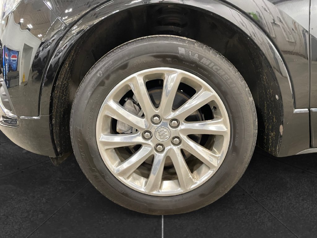 Used 2019 Buick Envision Essence AWD/4WD image 14