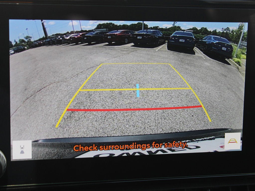 Used 2025 Toyota RAV4 LE AWD/4WD image 11
