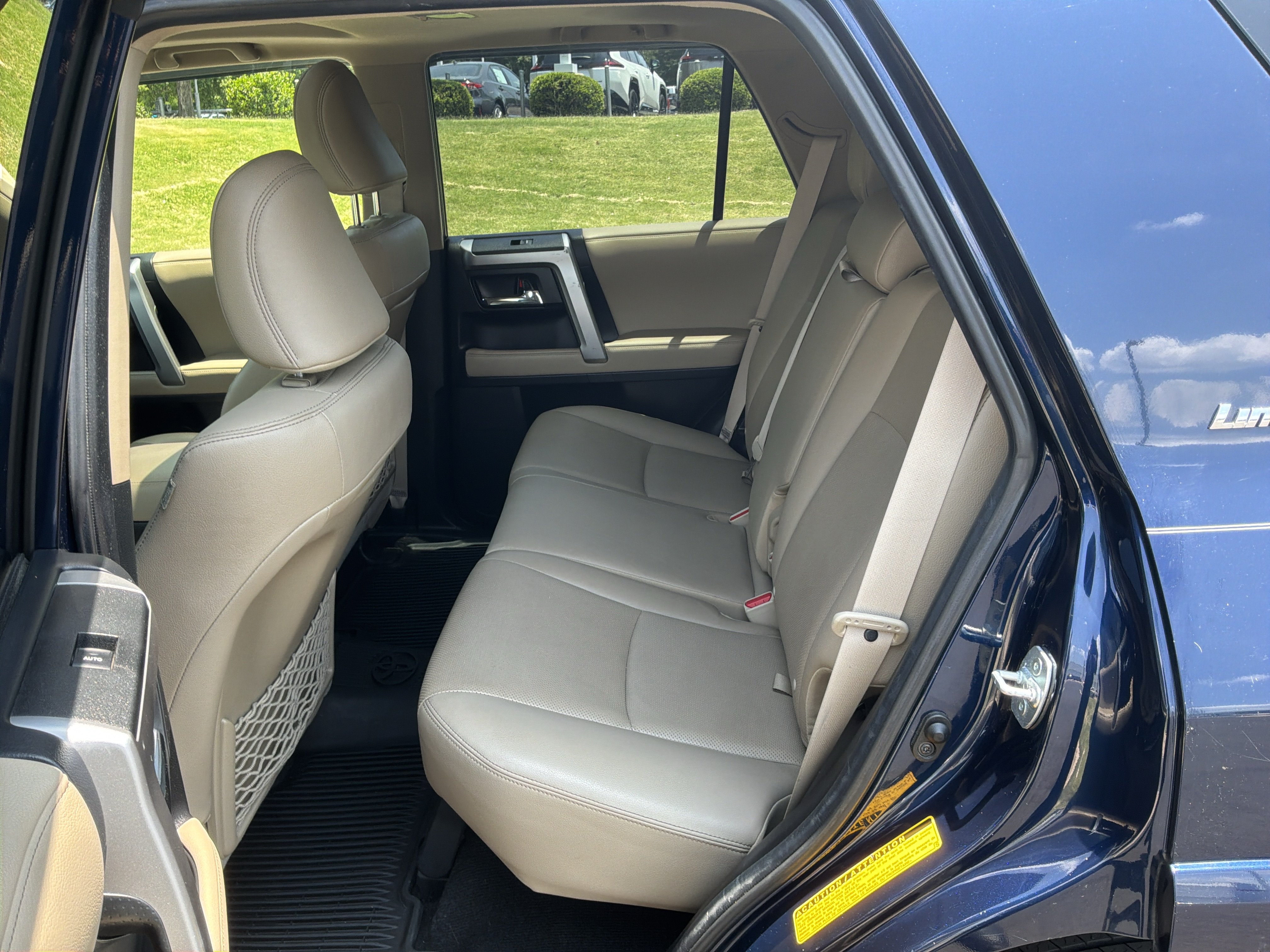 Used 2020 Toyota 4Runner Limited AWD/4WD image 31