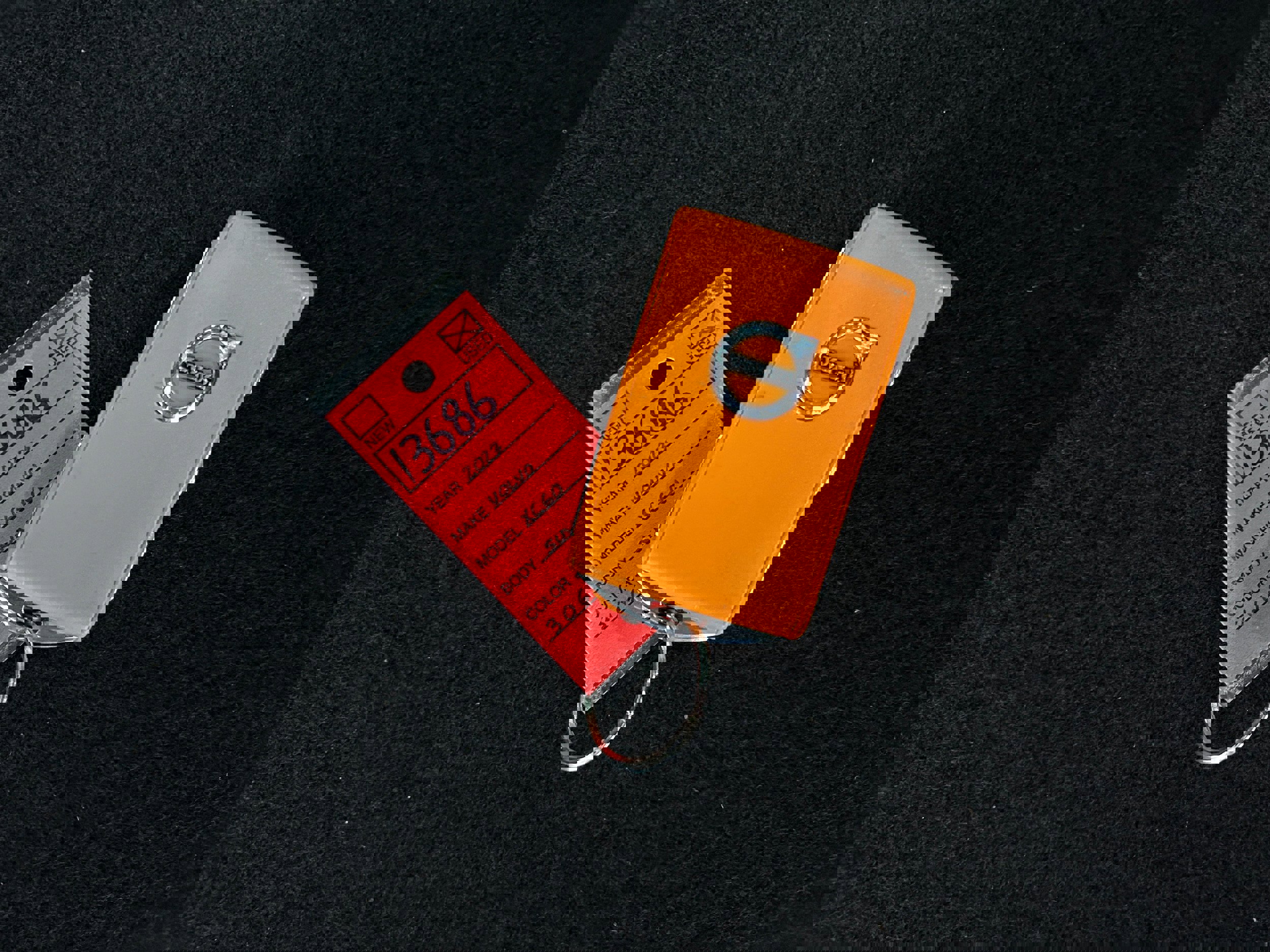 Used 2023 Volvo XC60 B5 Plus image 37