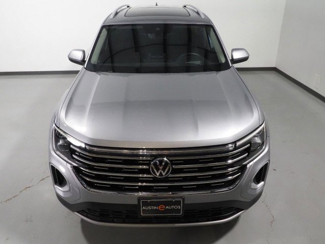 Used 2025 Volkswagen Atlas SEL AWD/4WD image 10