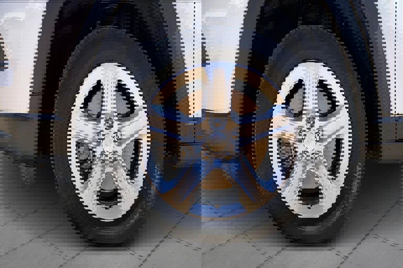 Used 2023 Jeep Compass Sport image 11