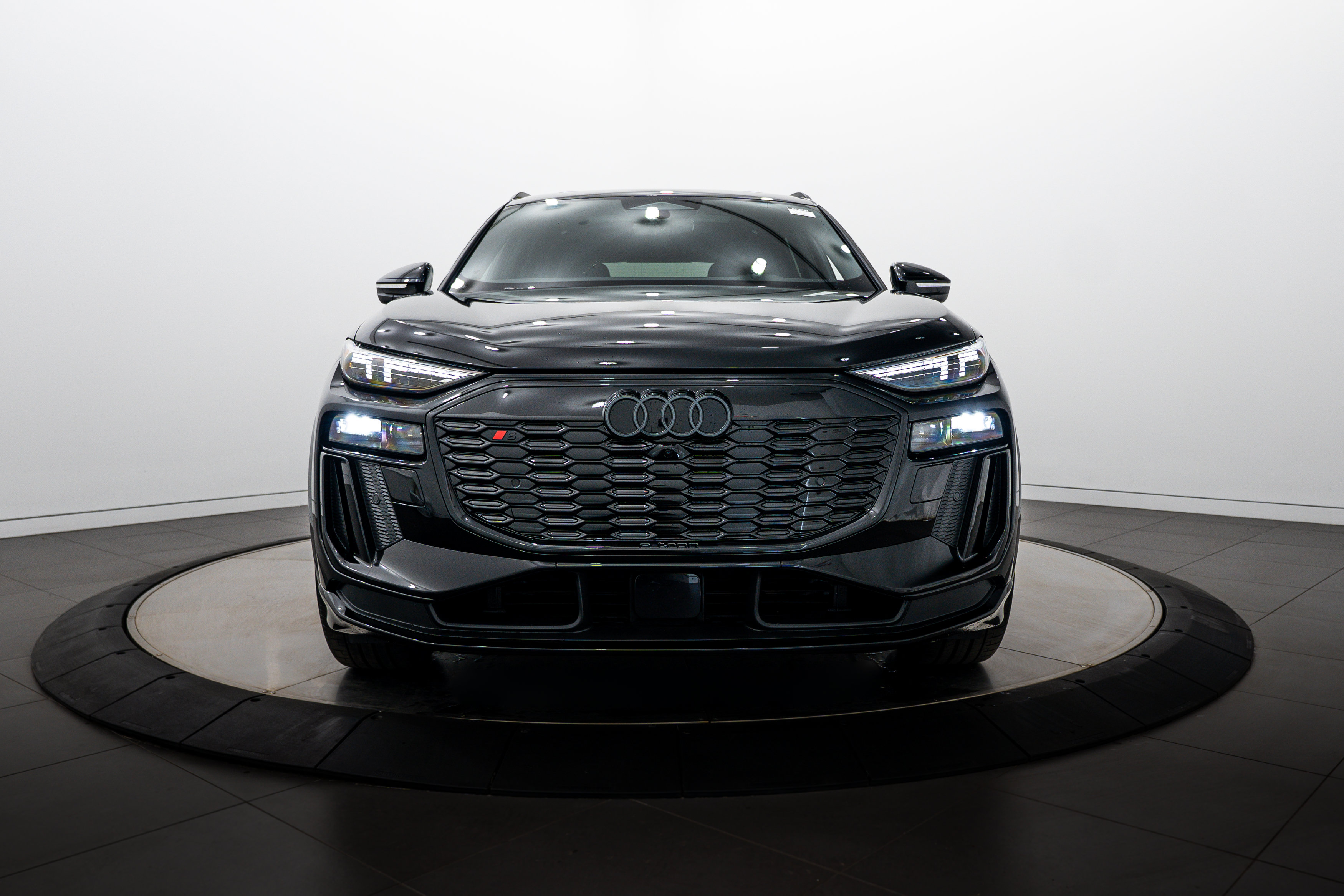 New 2027 Audi SQ6 e-tron Premium Plus AWD/4WD image 25