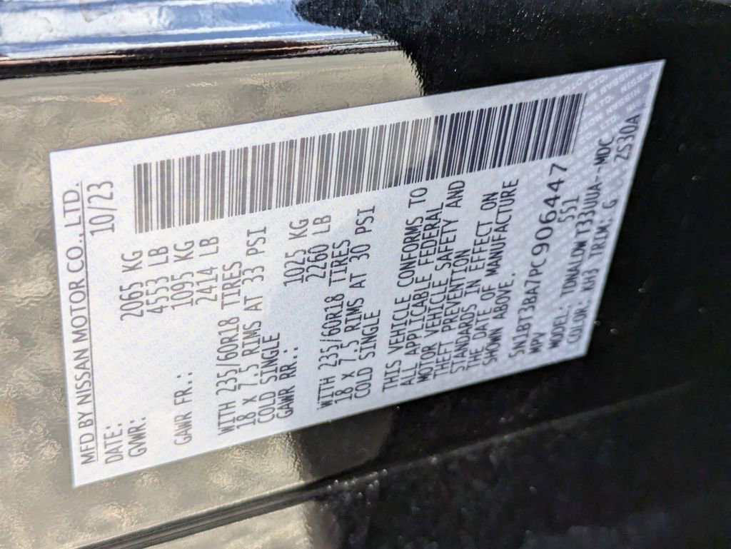 Used 2023 Nissan Rogue SV image 35