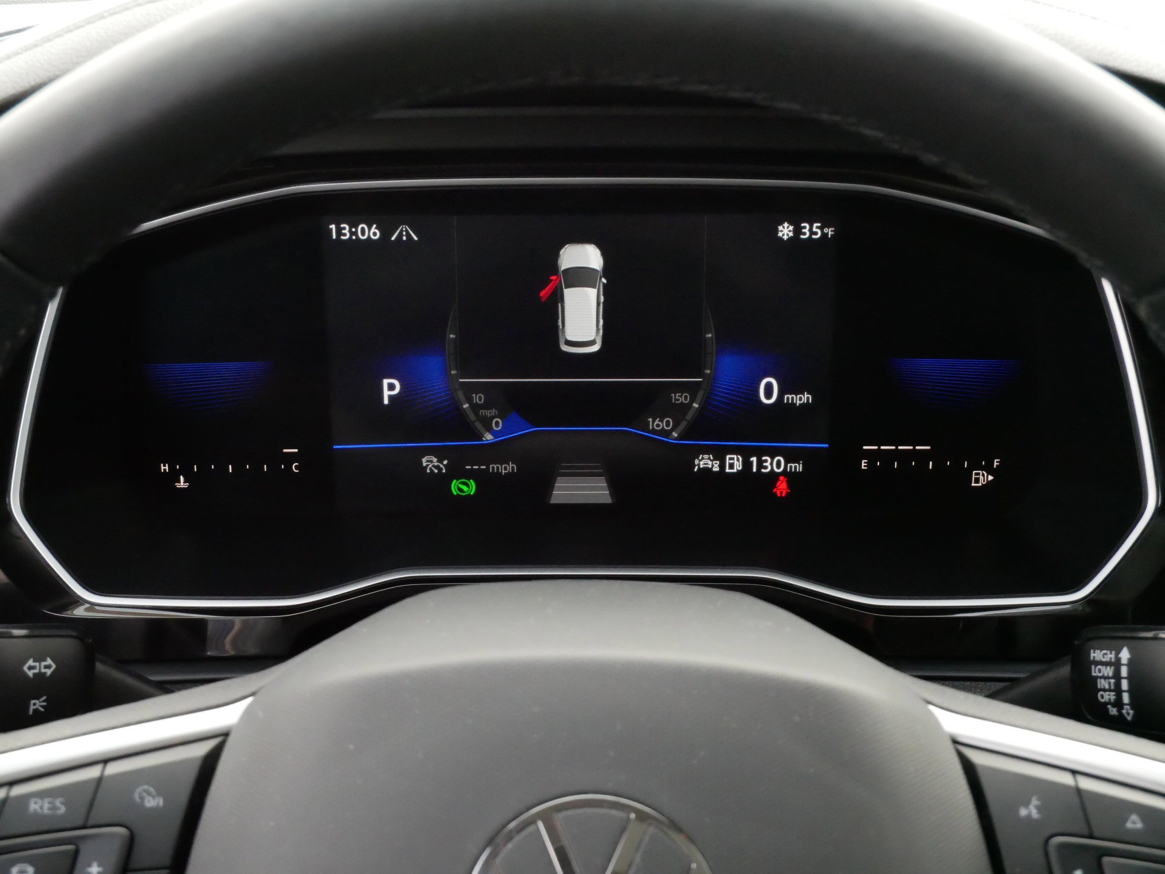 Certified 2022 Volkswagen Jetta SE w/ Panoramic Sunroof Package image 21