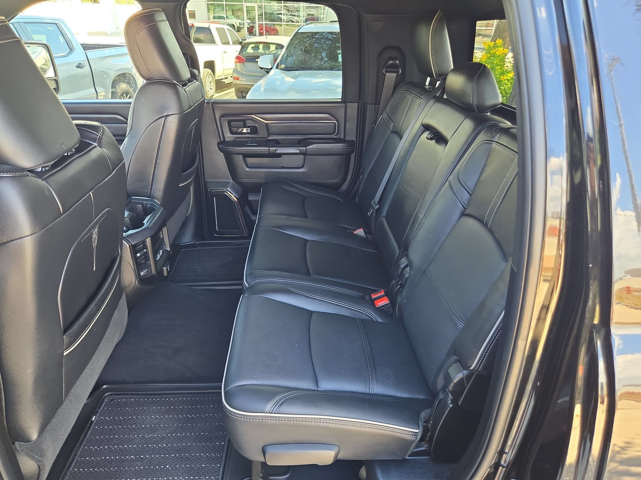 Used 2024 RAM 2500 Limited AWD/4WD image 13