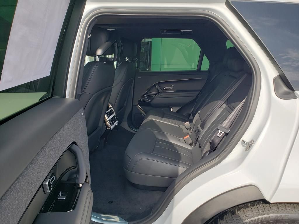 New 2026 Land Rover Range Rover Sport Dynamic SE image 11