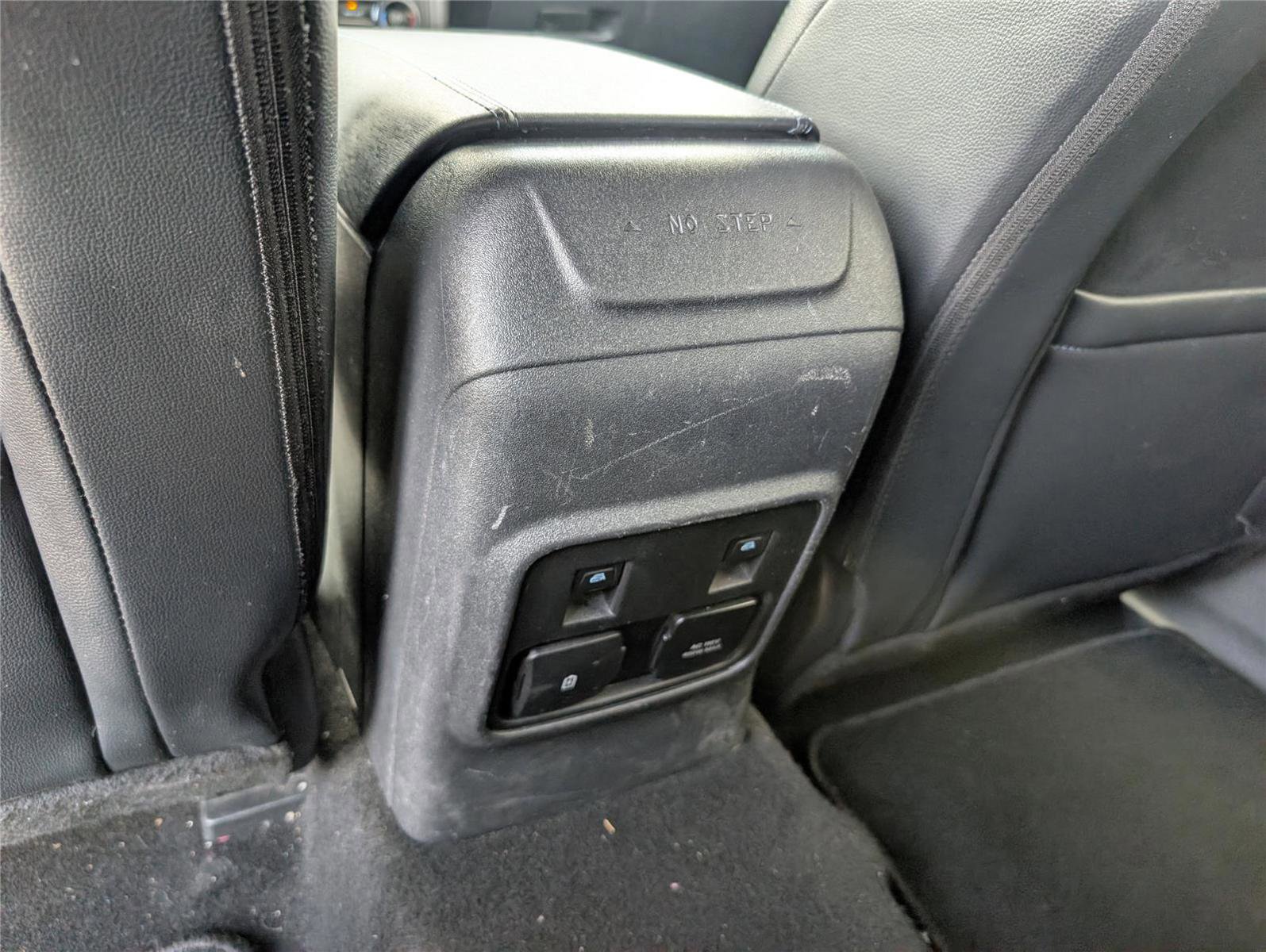Used 2024 Ford Bronco Wildtrak image 27