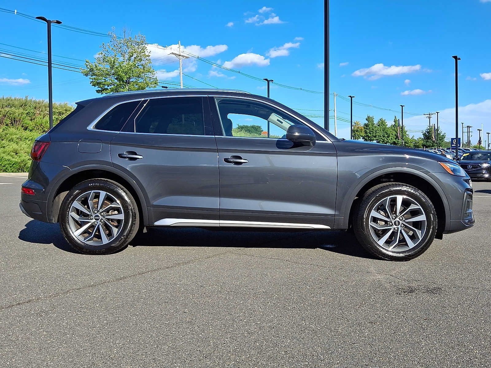 Used 2021 Audi Q5 2.0T Premium Plus w/ Premium Plus Package AWD/4WD image 7