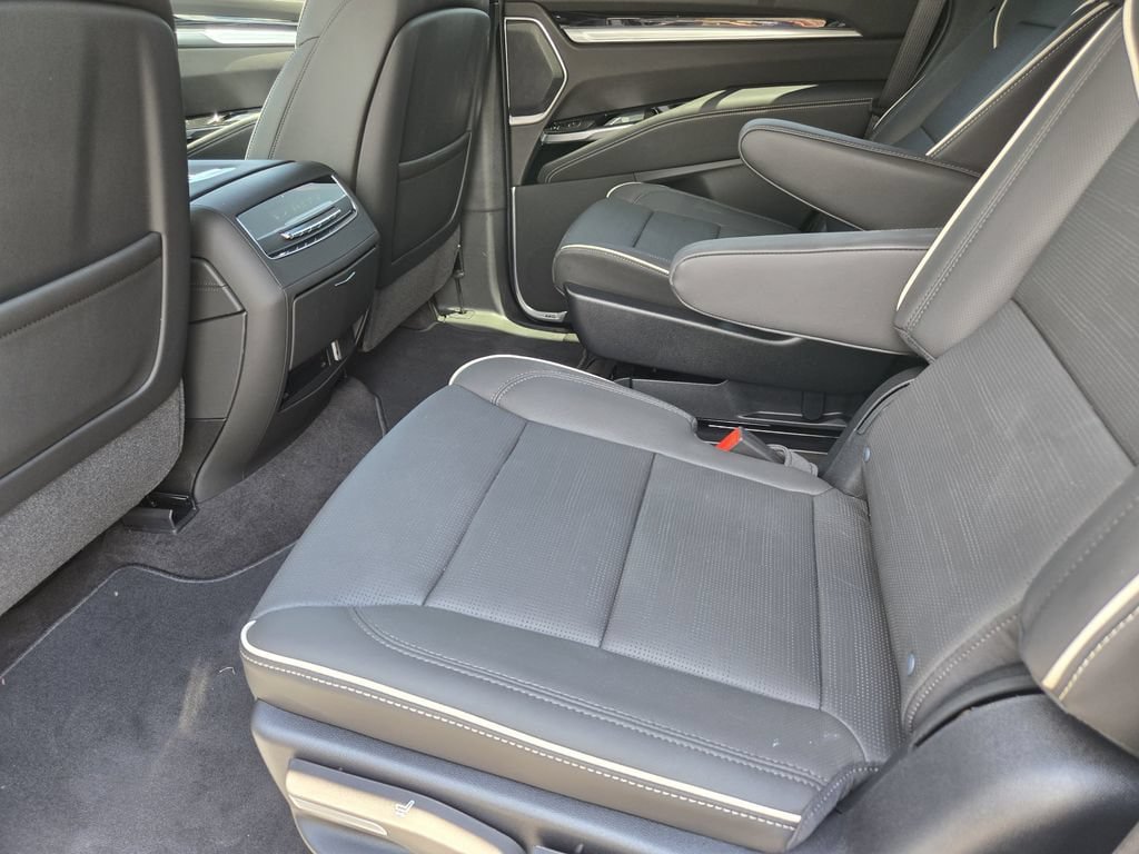 New 2026 Cadillac Escalade Sport w/ Touring Package AWD/4WD image 18