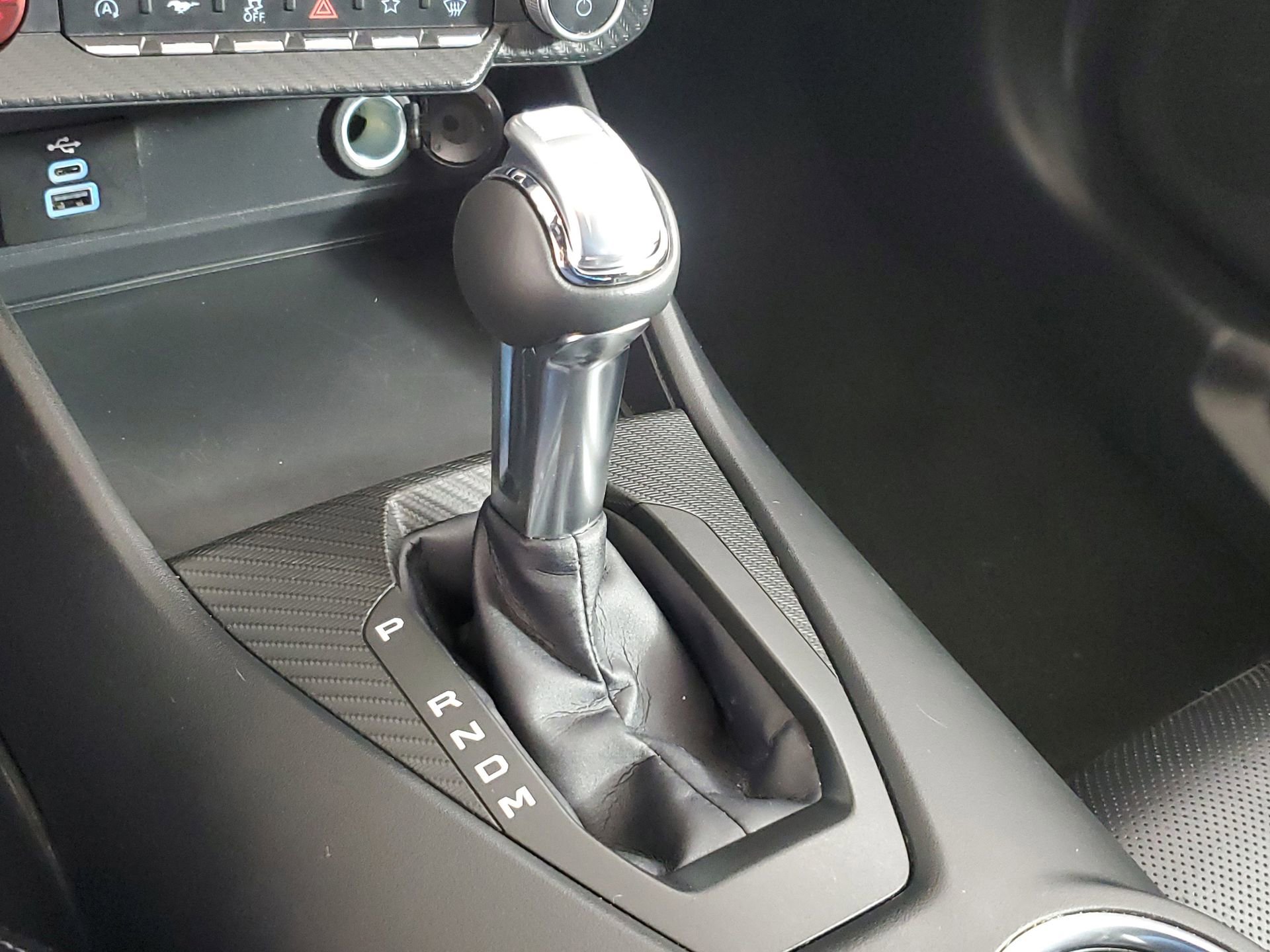 Used 2025 Ford Mustang GT Premium image 38