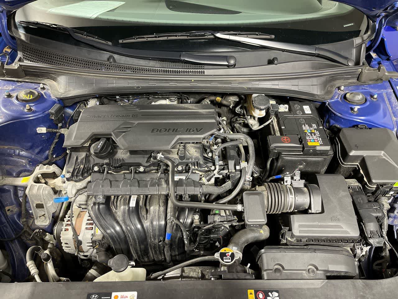 Used 2025 Hyundai Elantra SEL FWD image 12