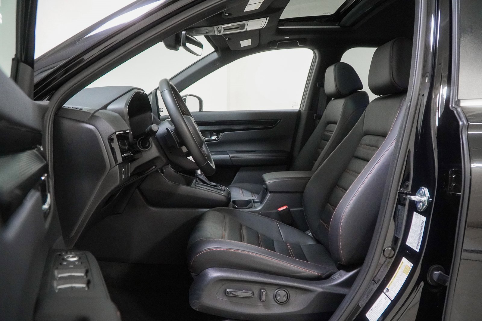 Certified 2025 Honda CR-V Sport Touring image 19