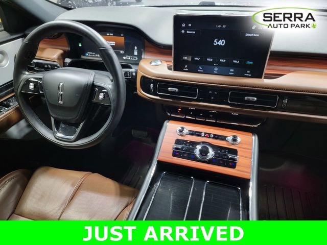 Used 2024 Lincoln Aviator Reserve w/ Equipment Group 201A image 28