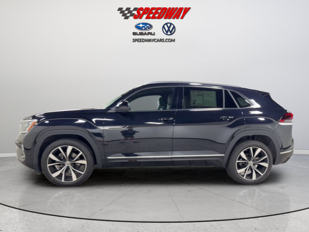 Certified 2026 Volkswagen Atlas Cross Sport SEL Premium R-Line AWD/4WD image 10