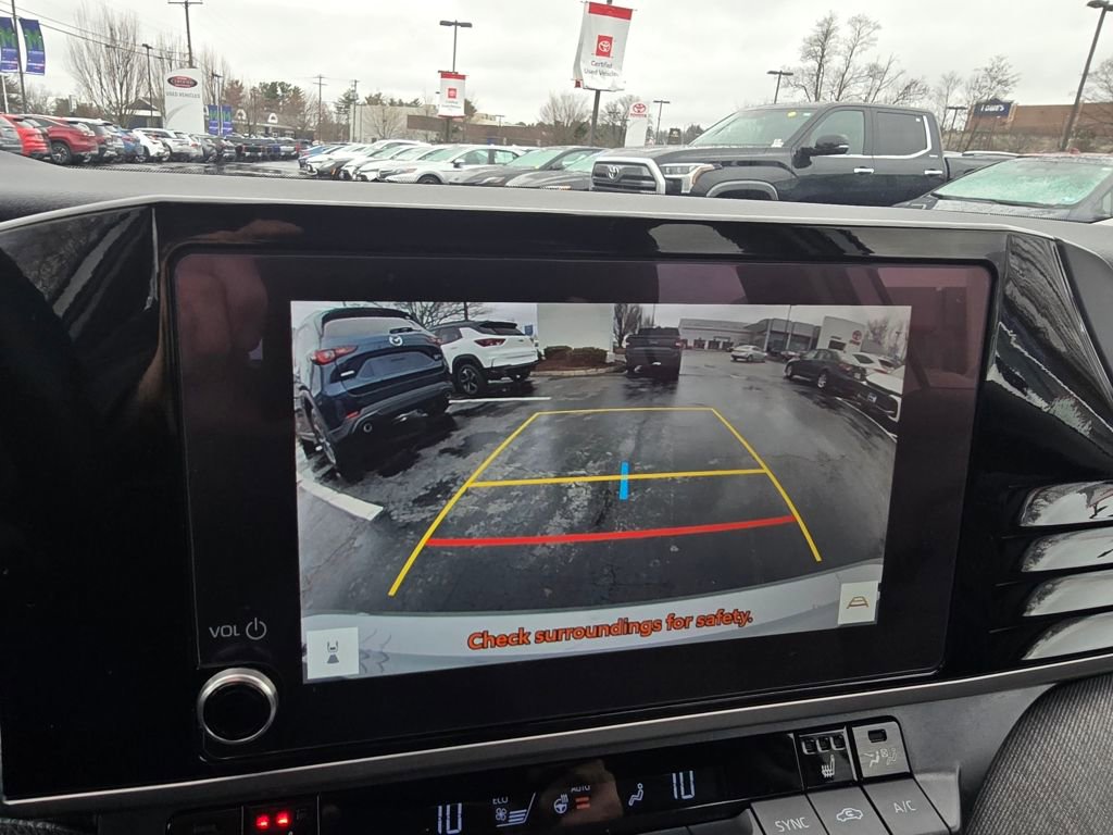 Used 2026 Toyota Camry LE w/ Convenience Package image 27