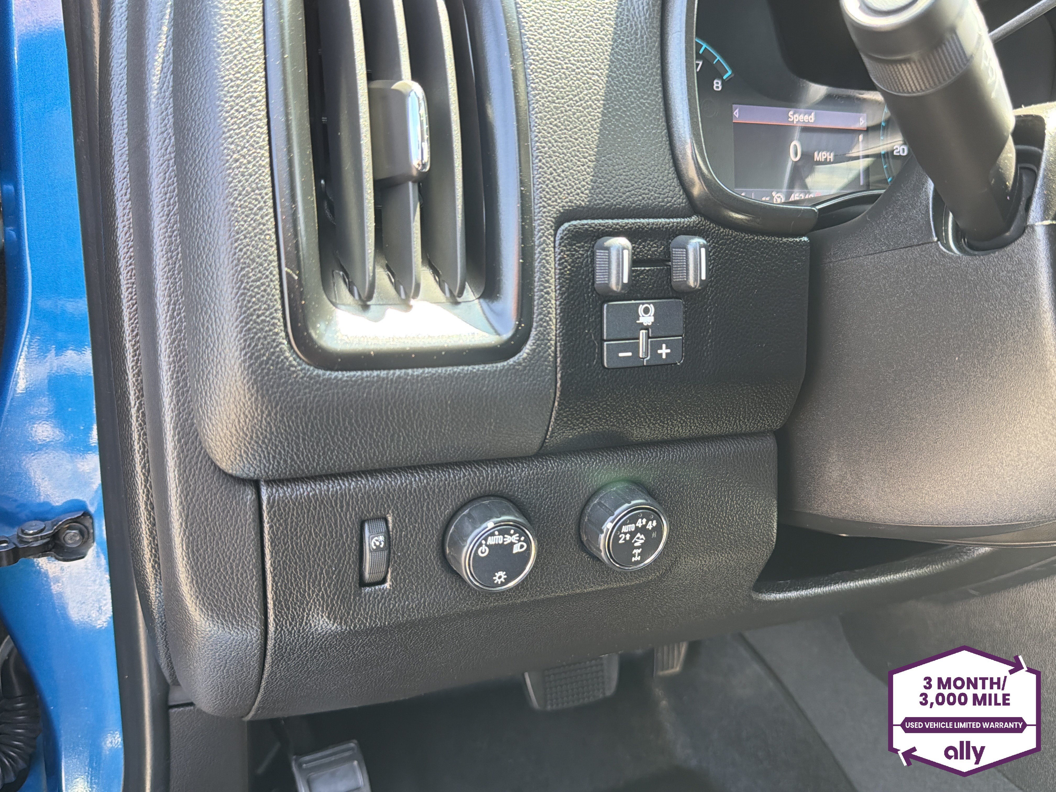 Used 2021 Chevrolet Colorado ZR2 AWD/4WD image 16