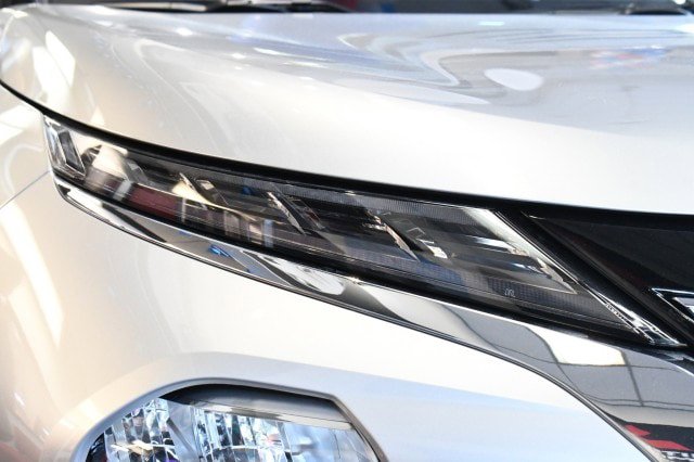 New 2026 Mitsubishi Outlander SE AWD/4WD image 4