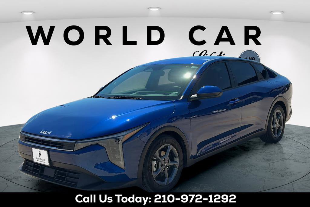 Used 2025 Kia K4 image 7