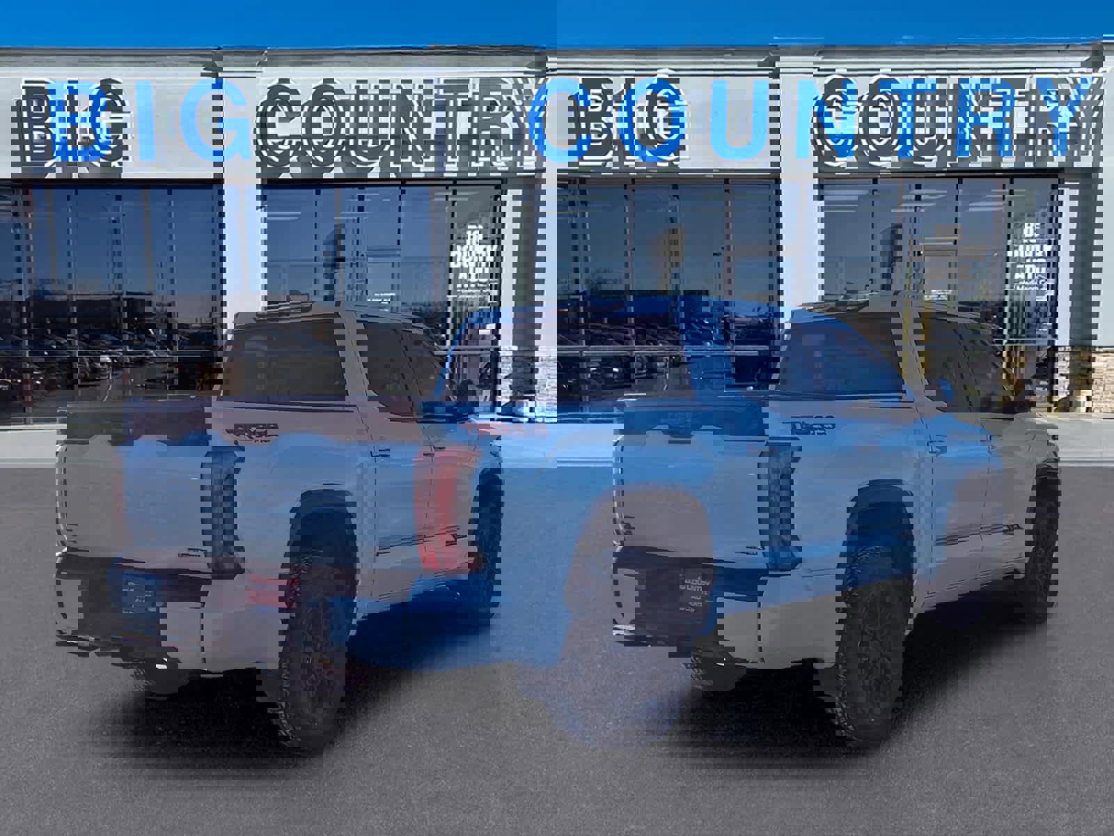 Used 2026 Toyota Tundra Platinum w/ TRD Off-Road Package image 7