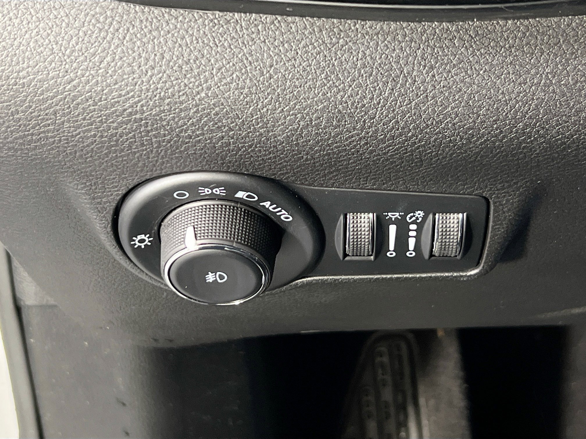 Used 2022 Jeep Compass Altitude w/ Convenience Group image 10