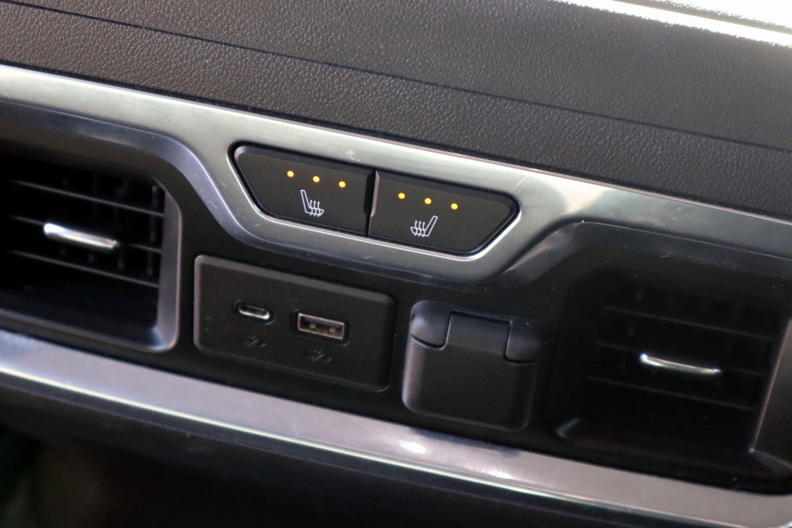 Used 2019 Chevrolet Silverado 1500 LTZ w/ LTZ Texas Edition image 23