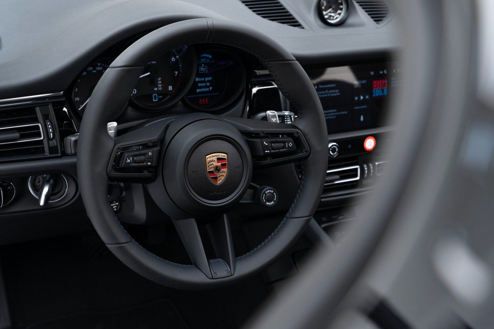 New 2025 Porsche Macan image 20