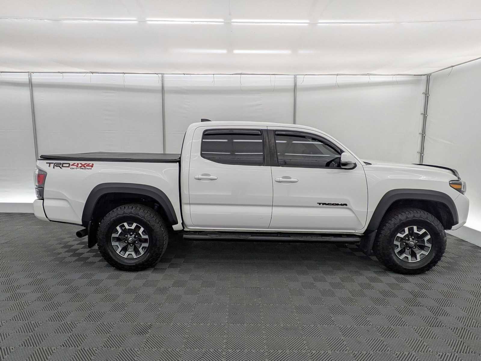 Used 2020 Toyota Tacoma TRD Off-Road w/ TRD Premium Off Road Package image 7