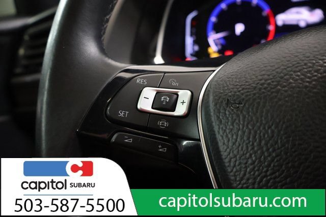 Used 2019 Volkswagen Jetta SEL w/ Cold Weather Package FWD image 17