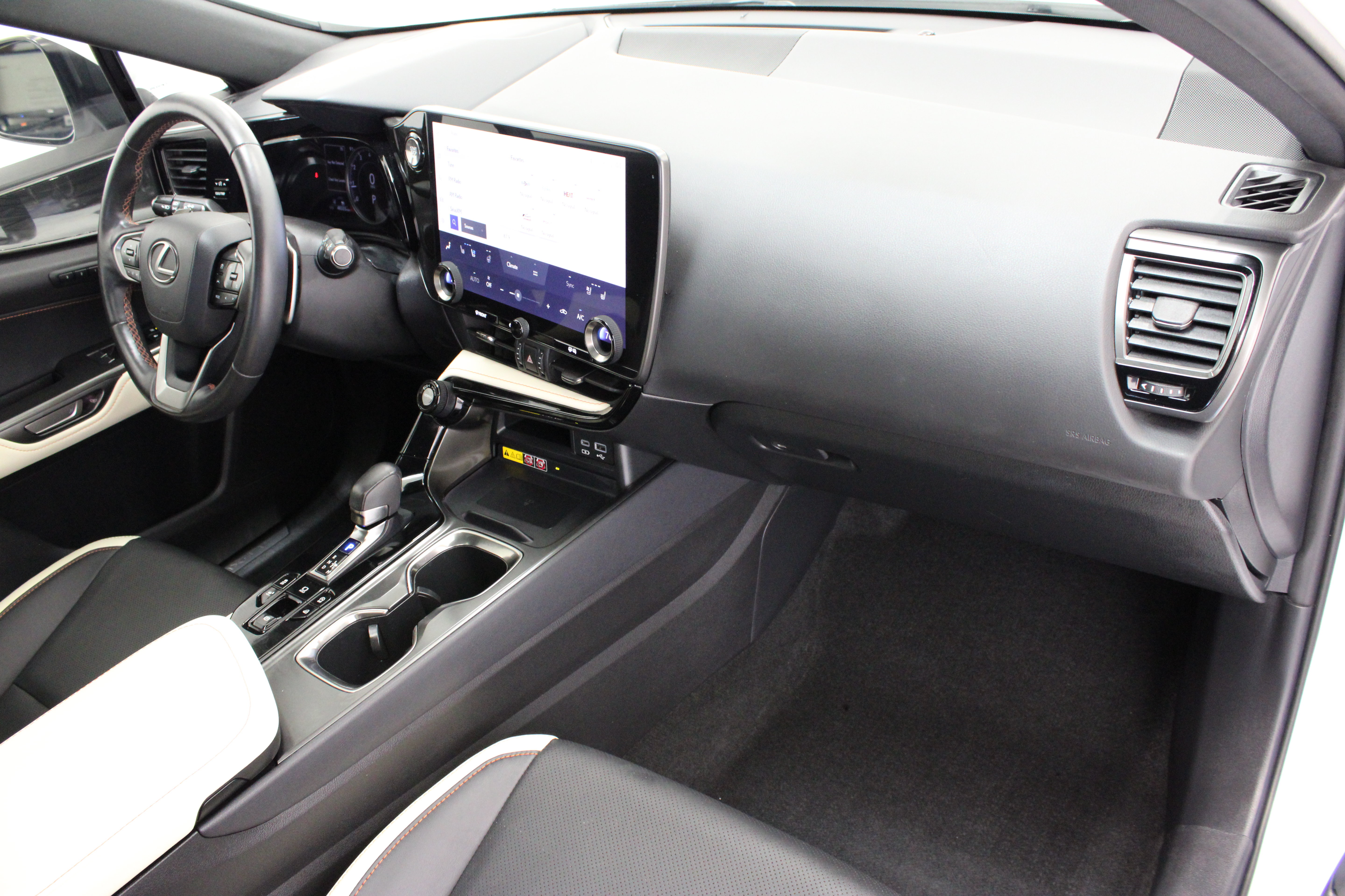 Used 2022 Lexus NX 350 AWD w/ Accessory Package 2 image 37