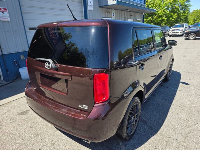 Used 2009 Scion xB FWD image 5
