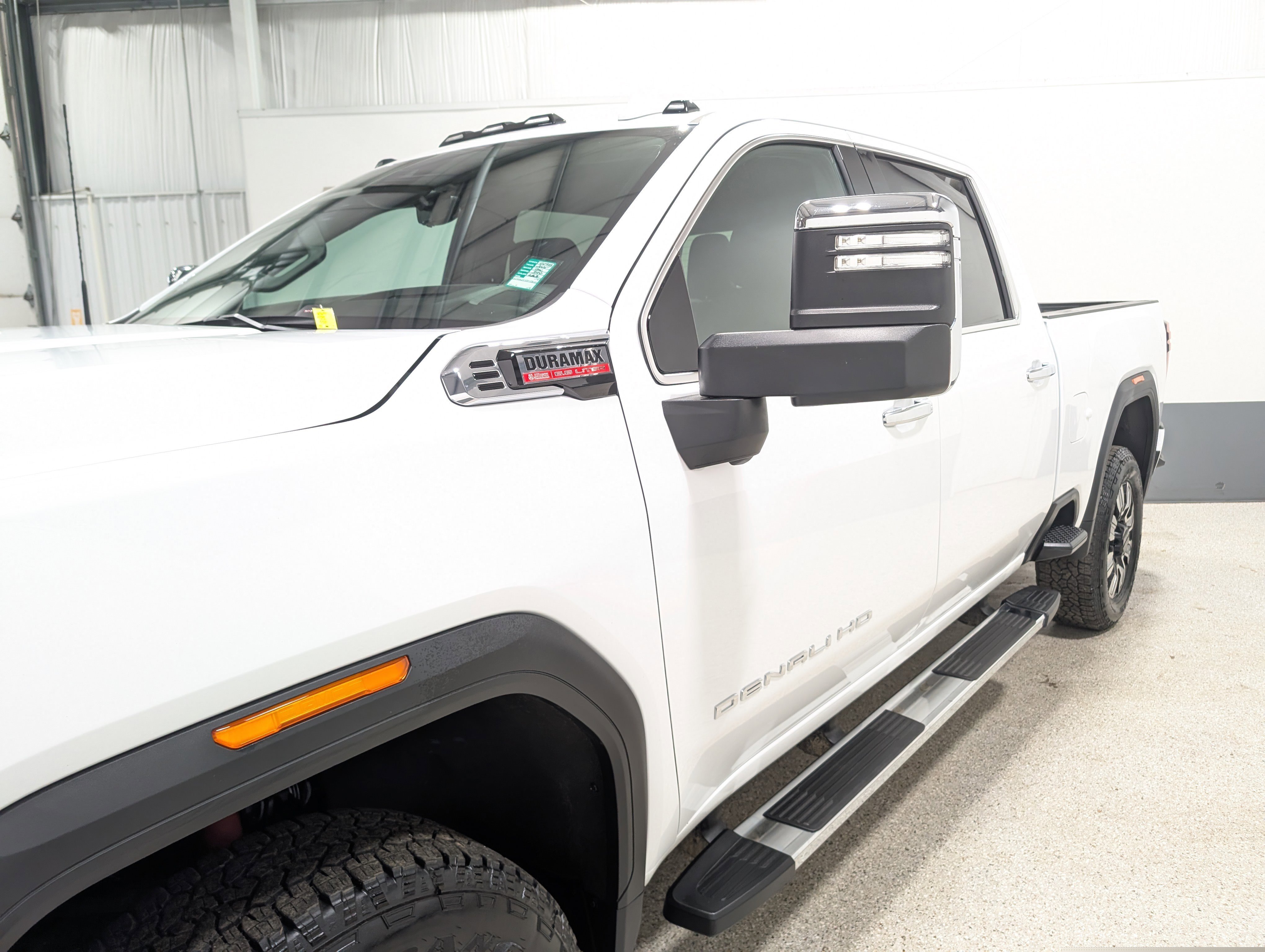 Used 2025 GMC Sierra 3500 Denali w/ Denali Reserve Package AWD/4WD image 7